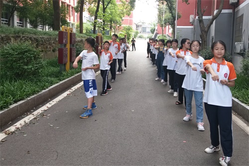 图为员工学习军体拳 (1).jpg